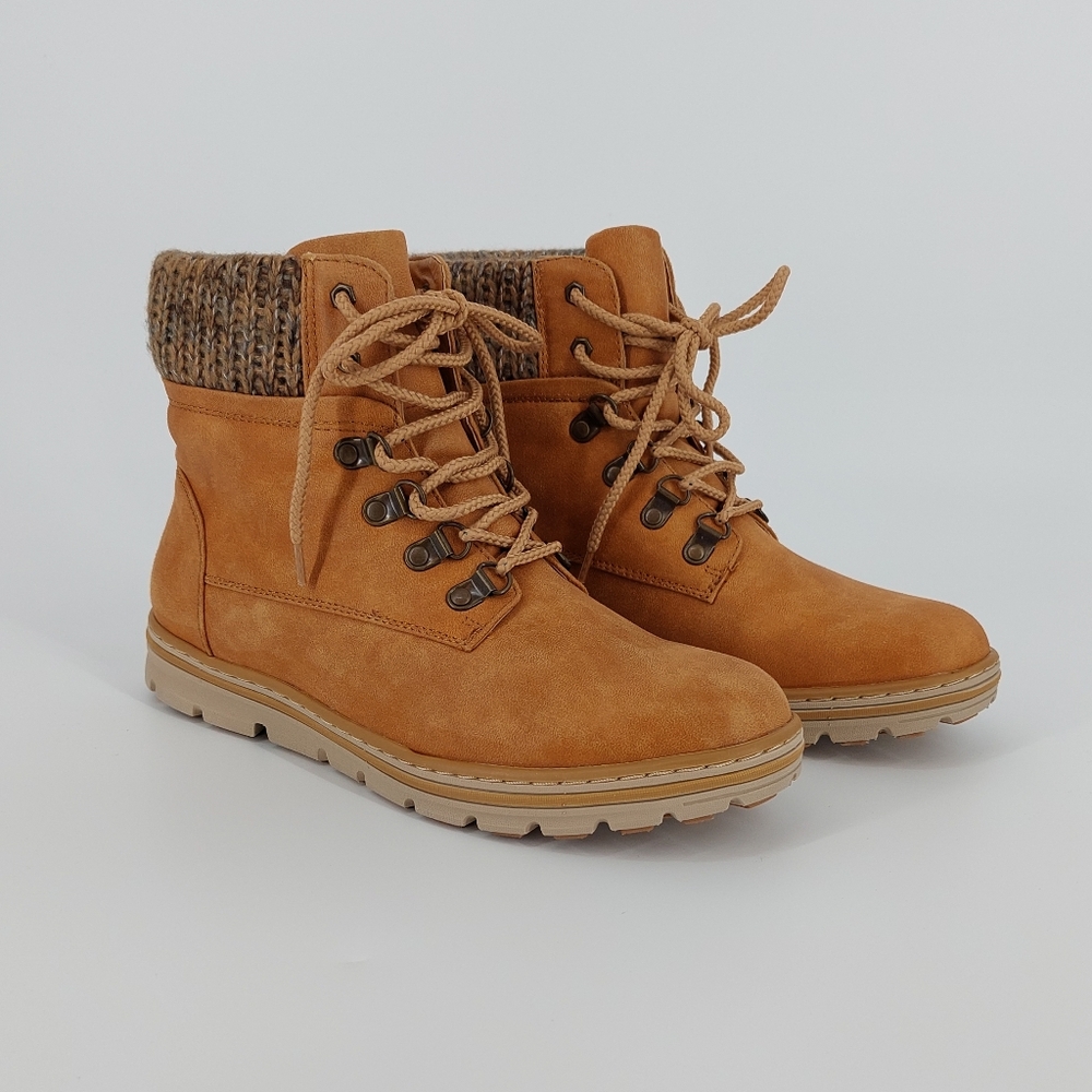 Sonoma Snaddie Wheat Lightweight Lace Up Boots, Sz 9